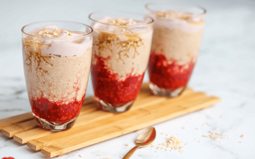 RASPBERRY AND COCONUT MEESLI